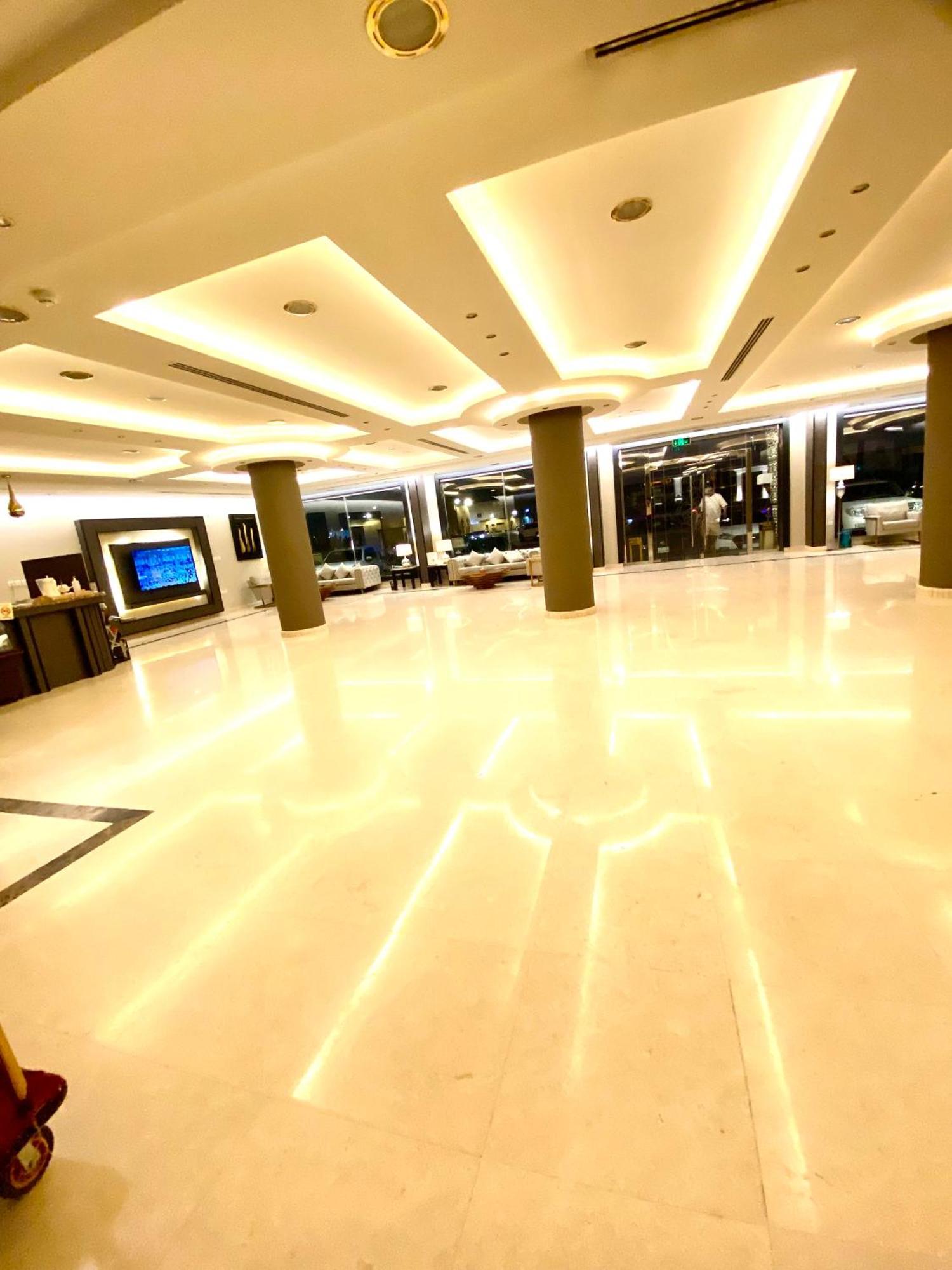 Al Joon Hotel Riad Exterior foto