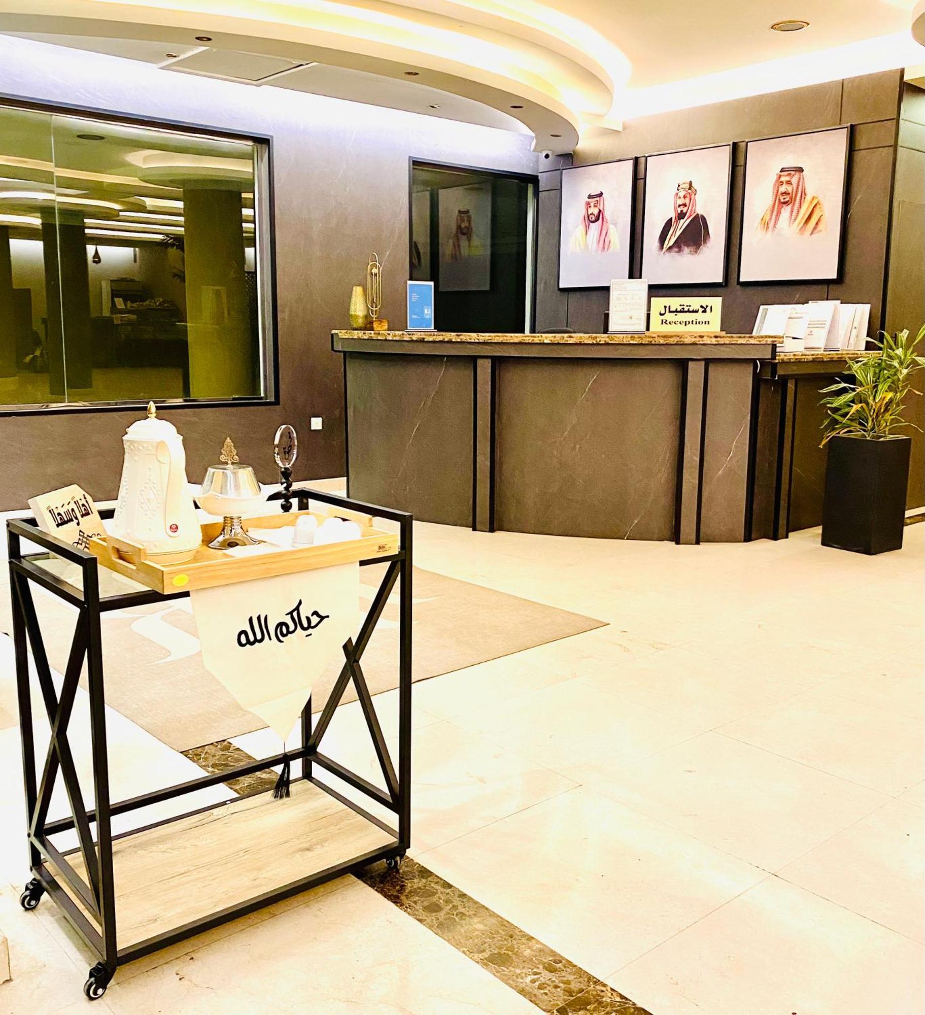 Al Joon Hotel Riad Exterior foto